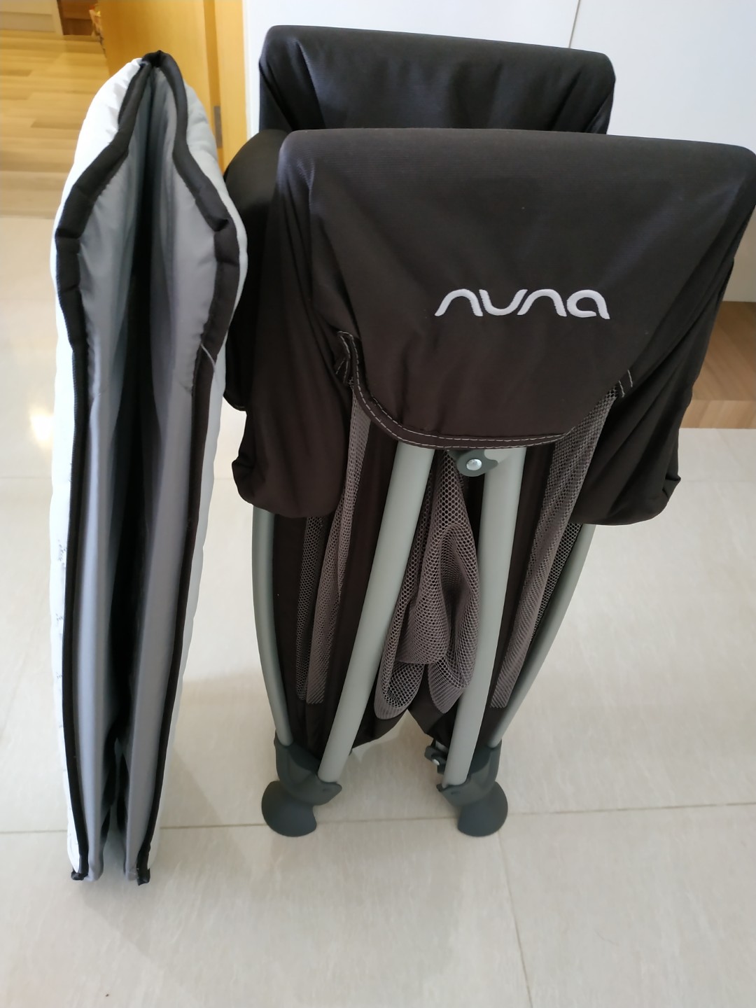 Nuna Sena Aire Mini Travel Cot Crib Playard Playpen, Babies & Kids