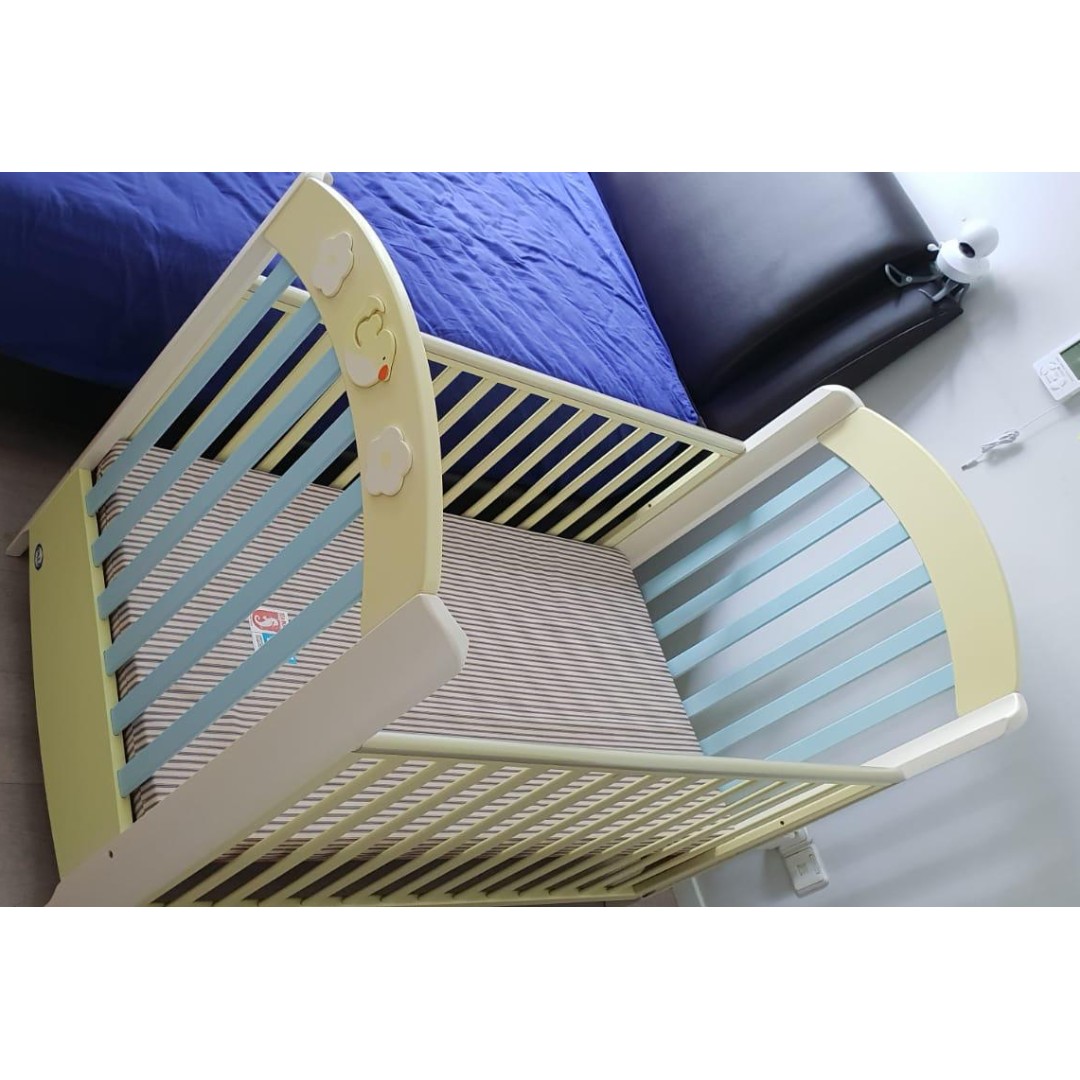 Pail matching cot and drawers, Babies & Kids, Baby Nursery & Kids