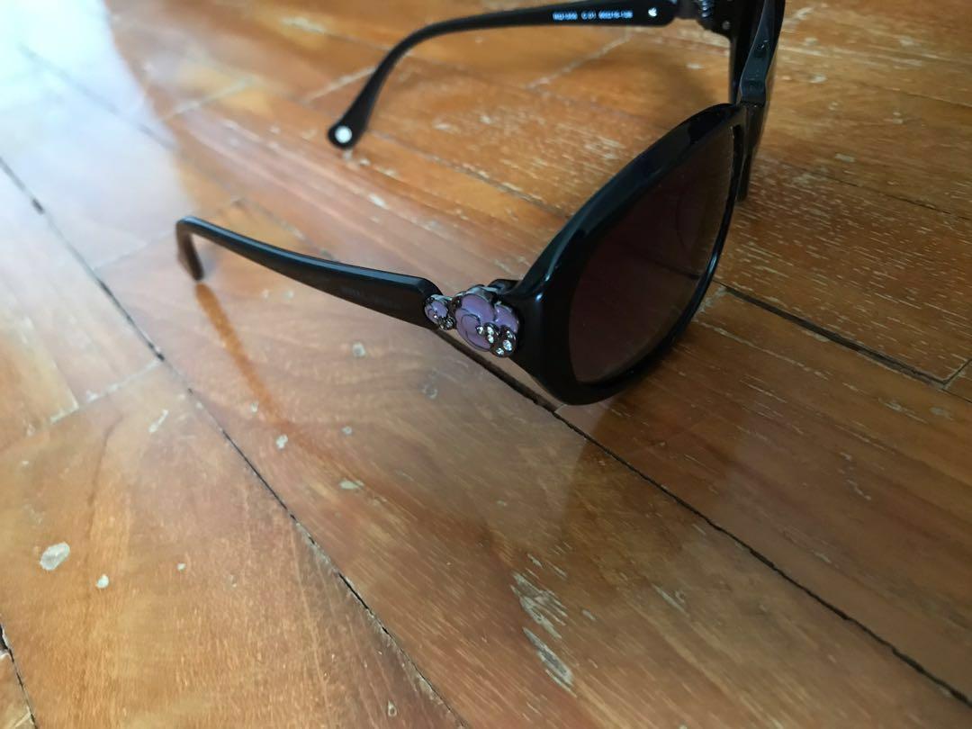 Royal queen sunglasses discount