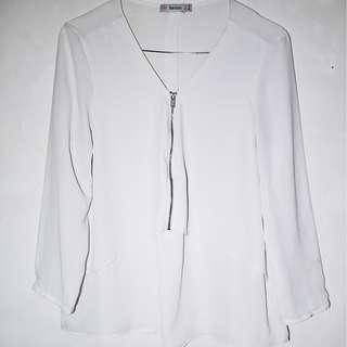 BERSHKA White blouse