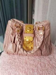 Miu Miu Vitello Lux Bow Bag, Women's Fashion, Bags & Wallets, Shoulder Bags  on Carousell