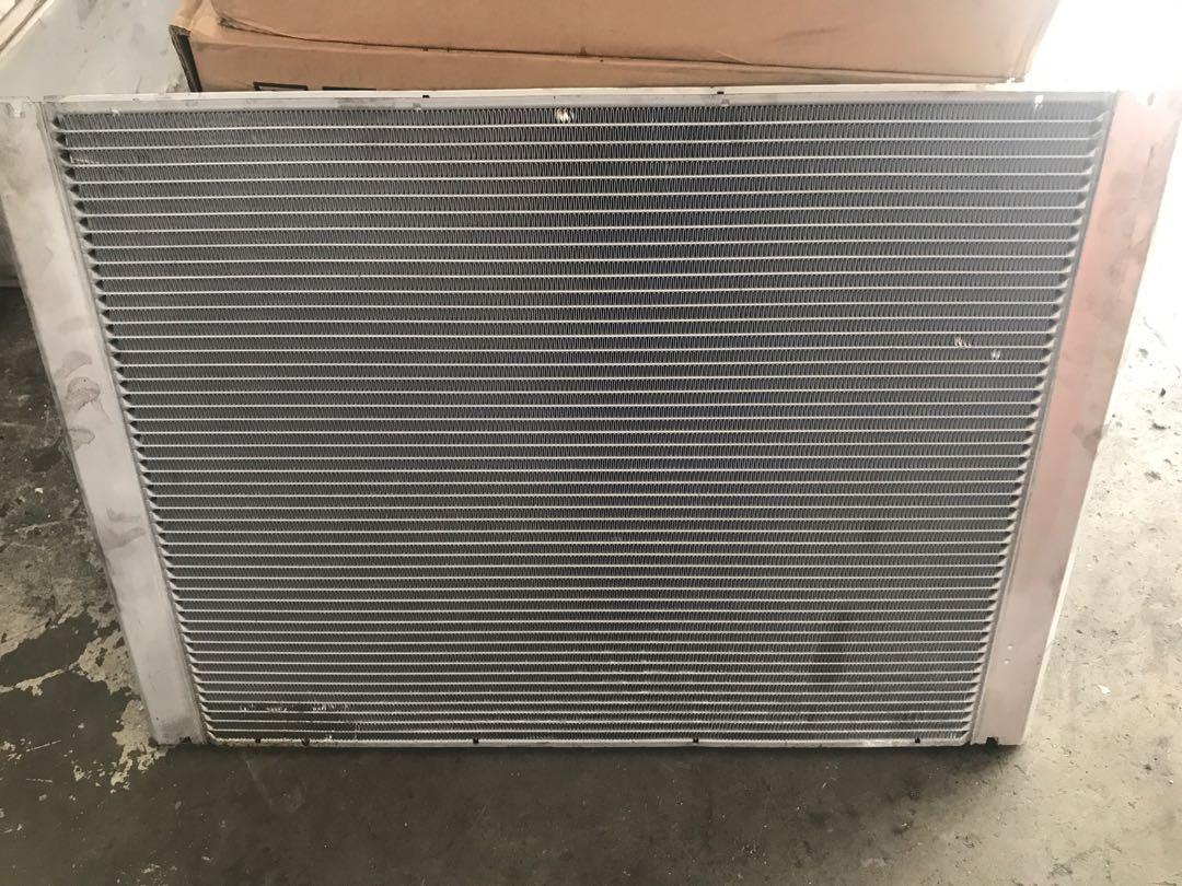 Bmw e60 radiator, Car Accessories, Accessories on Carousell