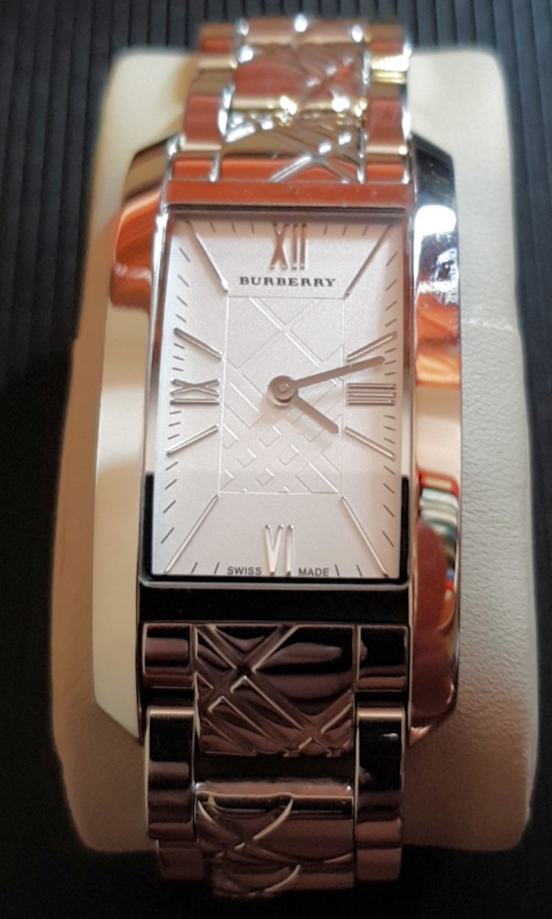 burberry wrist watch