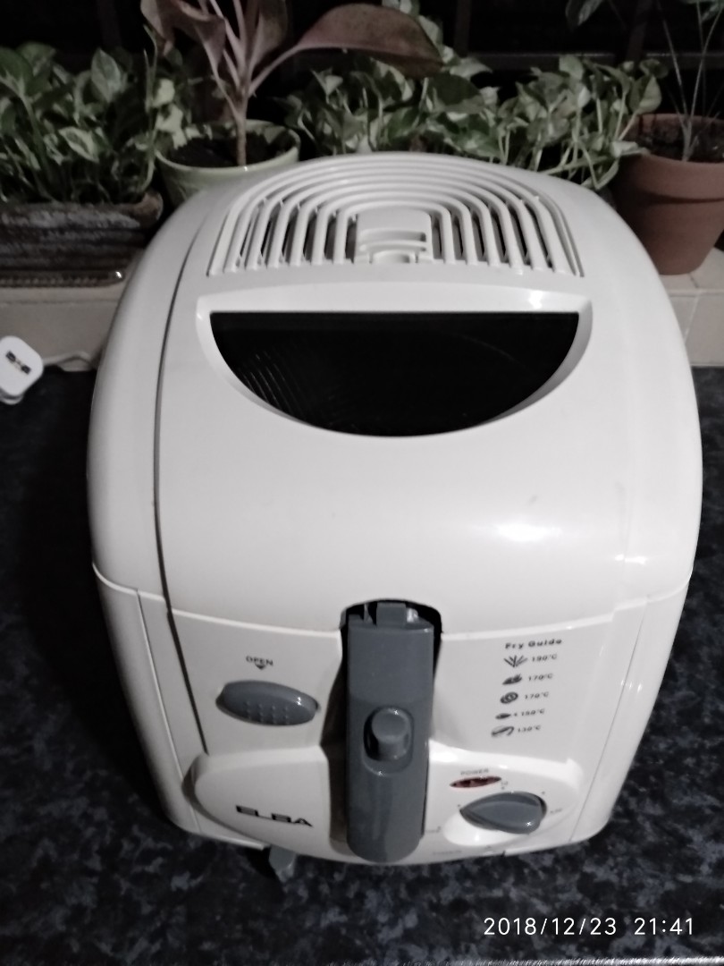 Elba Deep Fryer, TV & Home Appliances, Kitchen Appliances, Fryers on