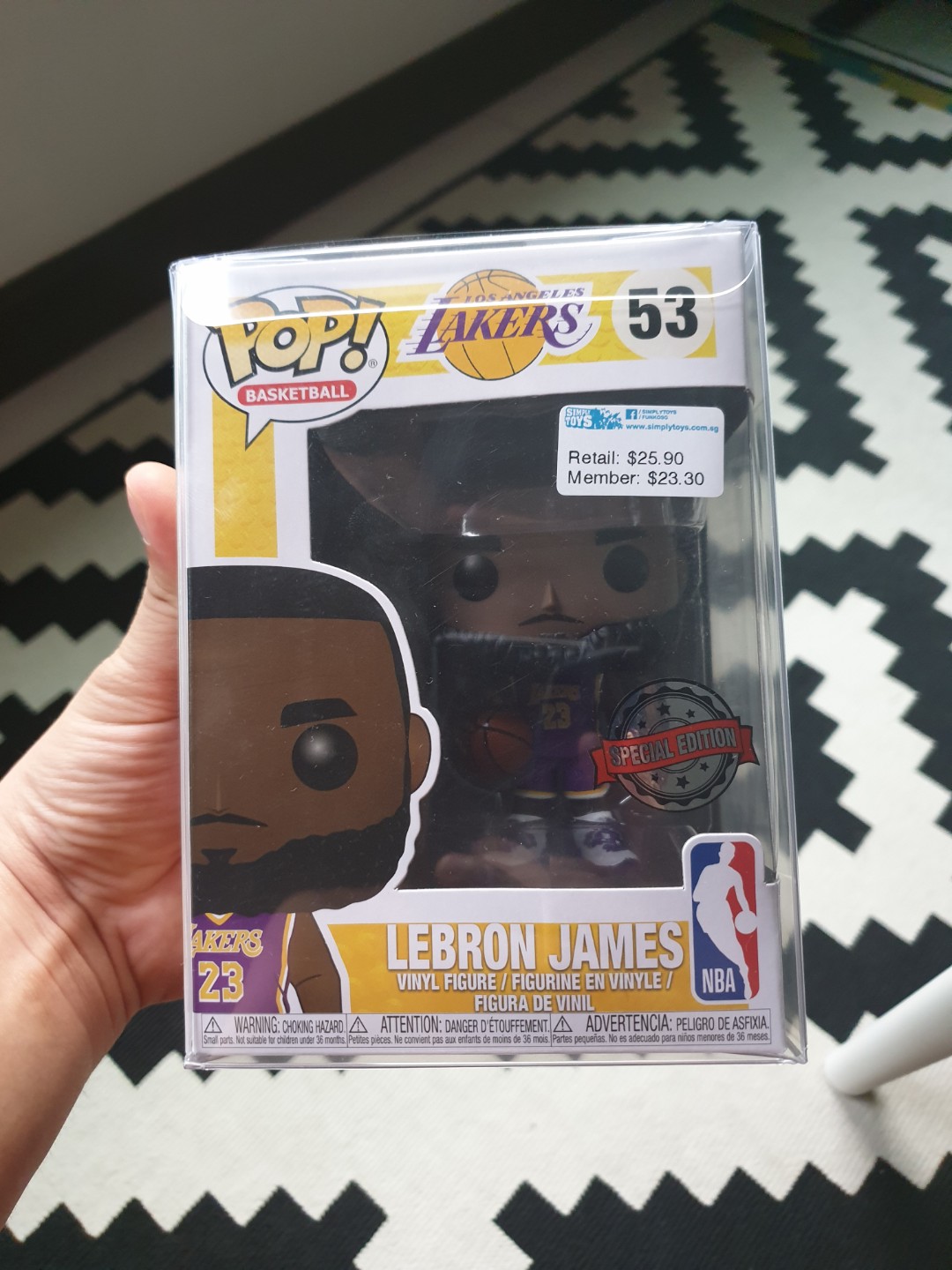 pop lebron james lakers