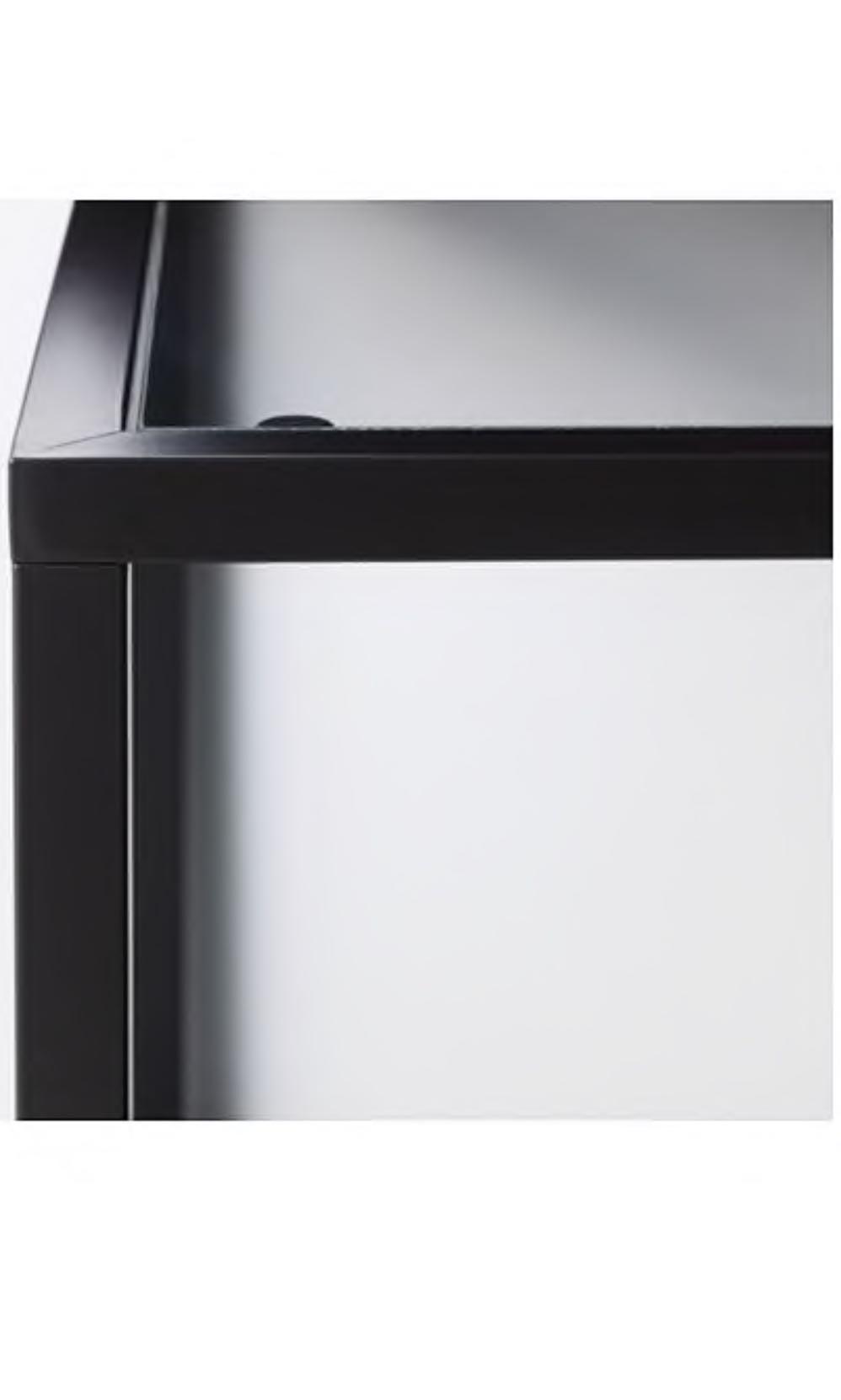 Ikea table (Category: Tables & Sets) located in Singapore. Submitted by queen823twtw (Listing ID 206129494, Image 3). Description: Collect by yourself .
