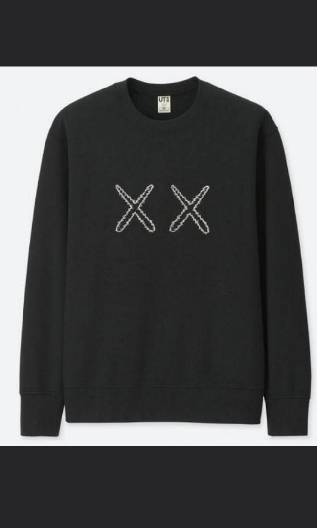 Kaws x uniqlo sweater store