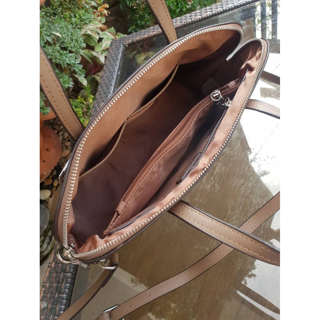 Women's chantaco dual carry piqué leather bugatti bag shop