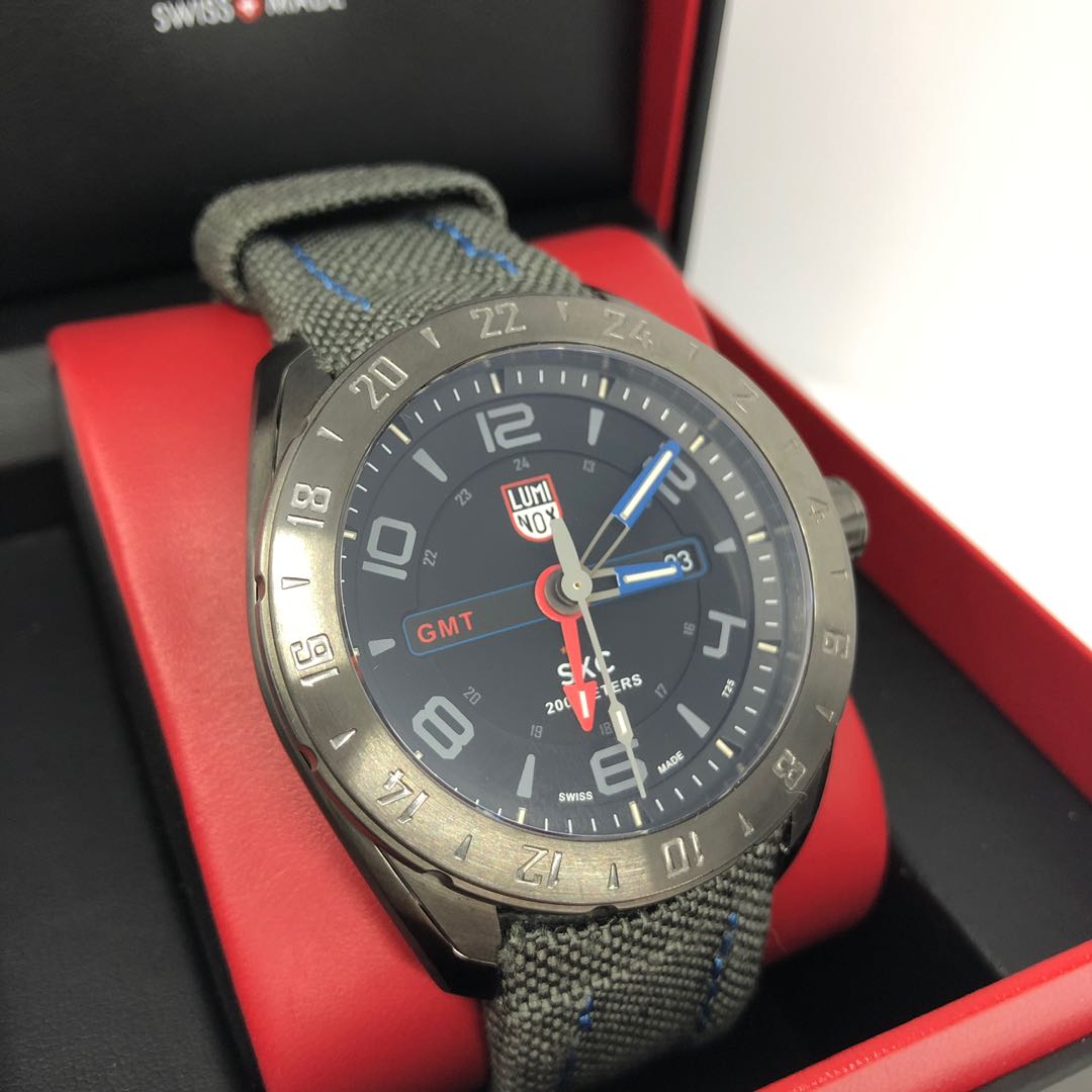 Luminox gmt top