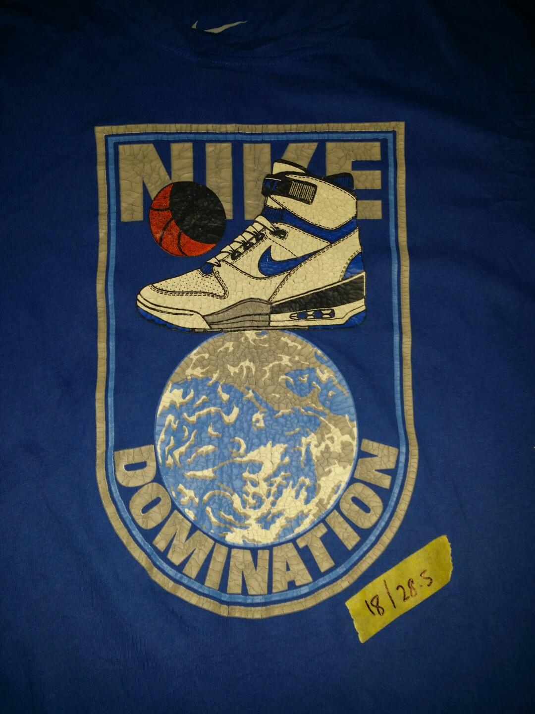 T shirt Nike domination