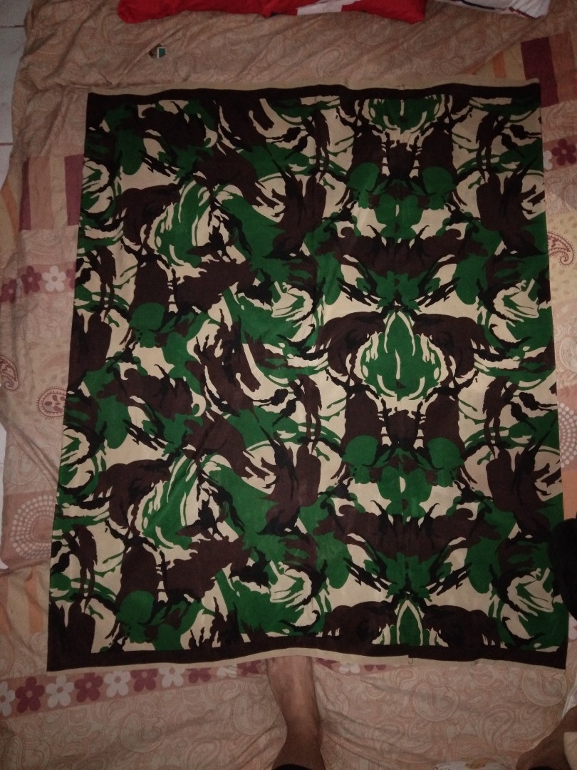 Sarung Army Men S Fashion Men S Clothes Bottoms On Carousell