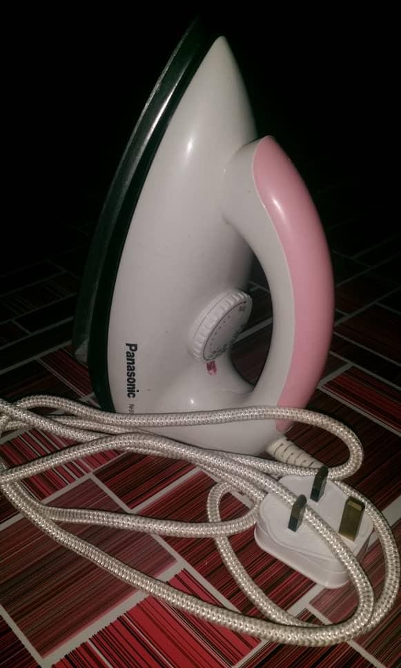 Seterika Baju Home Furniture Others On Carousell