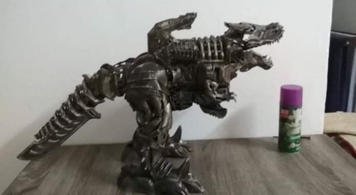 Transformers Grimlock (Category: Toys & Games) located in Shah Alam. Submitted by wanxader (Listing ID 206164321, Image 1). Description: Custom painted Complete Great condition.