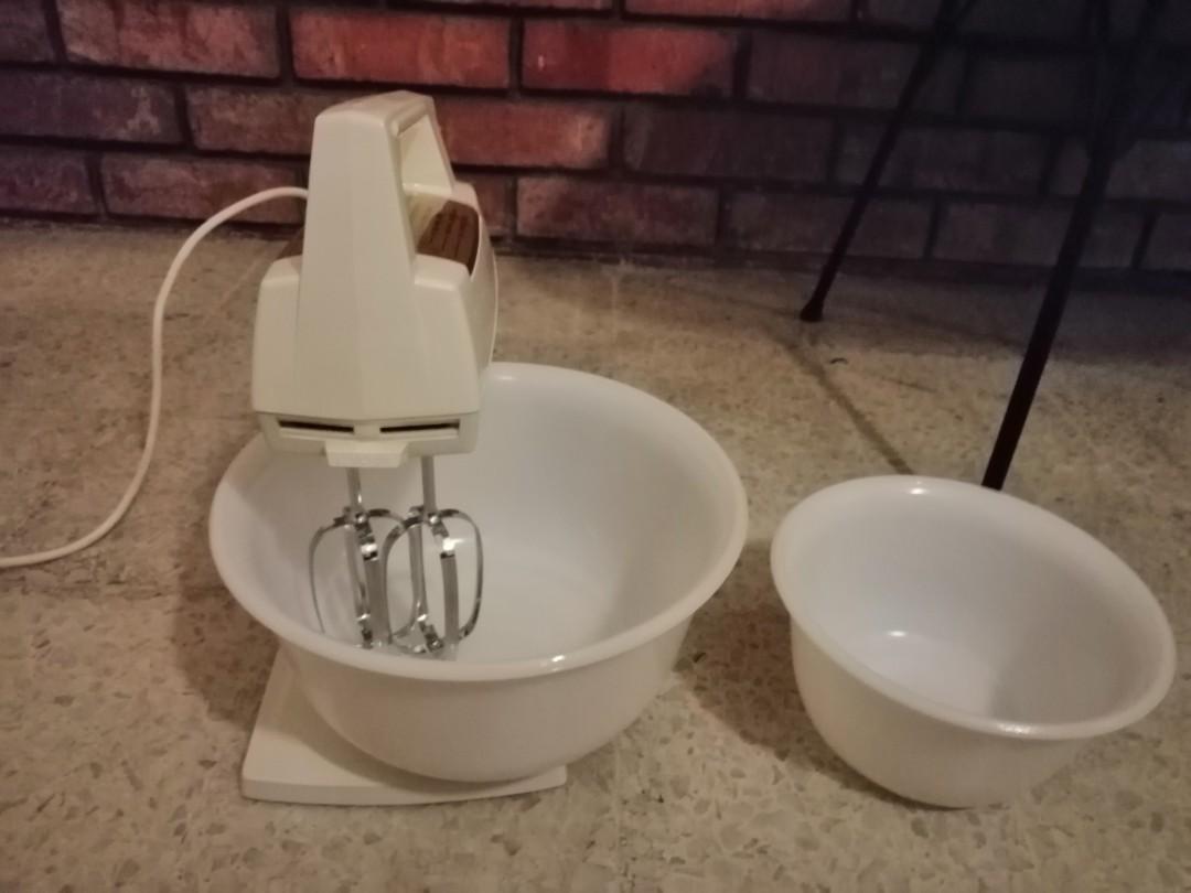 Vintage General Electric Stand Mixer, Furniture & Home Living, Home