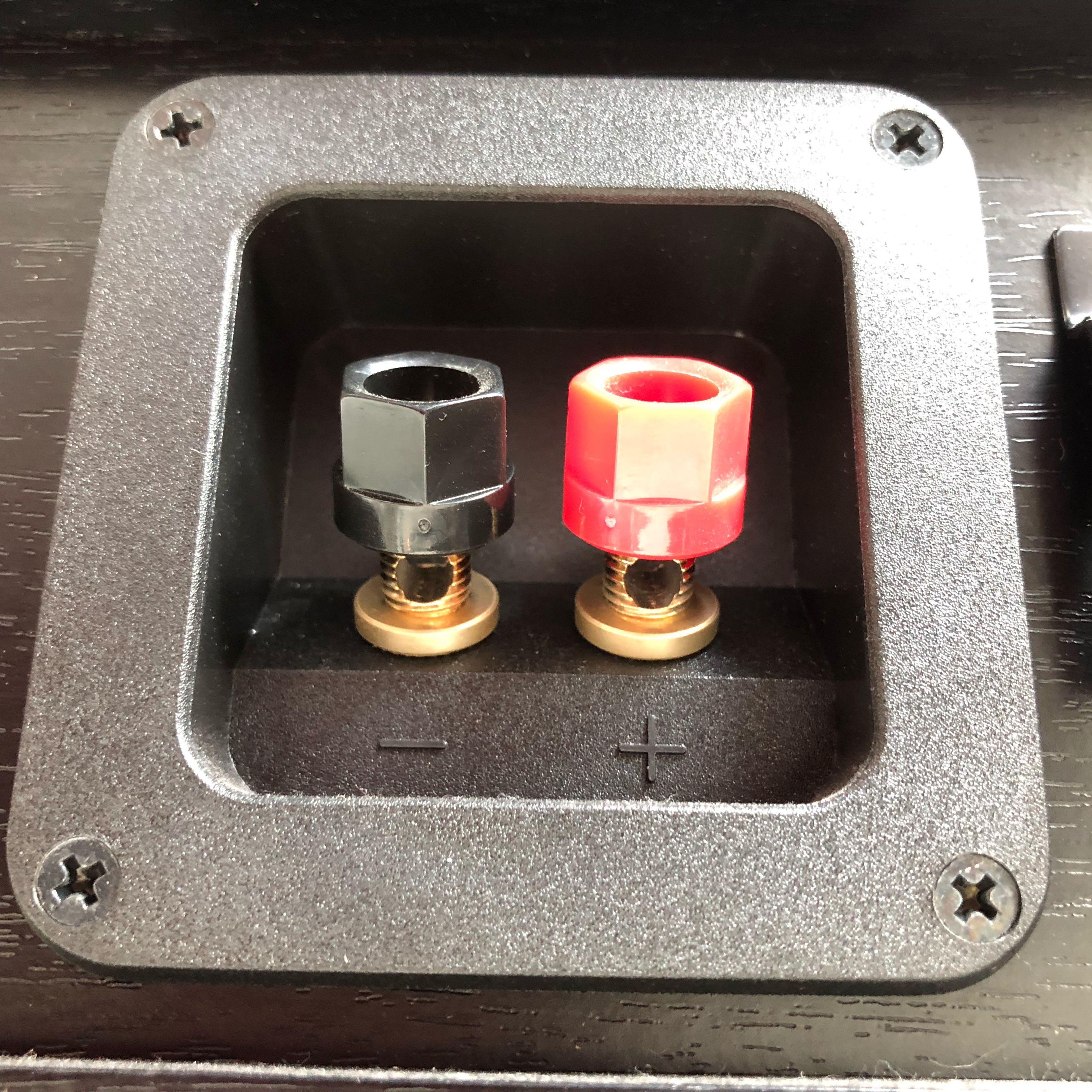 Yamaha NSC210 TwoWay Center Channel Speaker (Black), Electronics