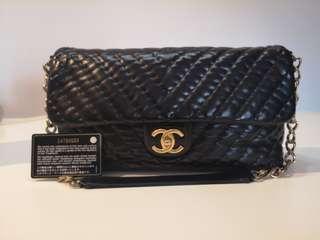Chanel Chevron Surpique Single Flap Bag in Black Glazed Calfskin