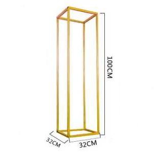 金色花架 婚禮裝飾 32cmw X 32cmd X 100cmh 傢俬 家居 其他 Carousell