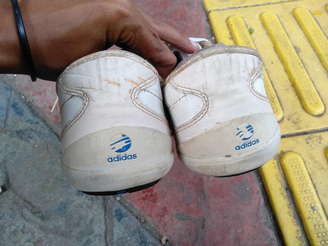 Adidas neo not vans, converse, nb n vans, Fesyen Pria, Sepatu , Sneakers di  Carousell