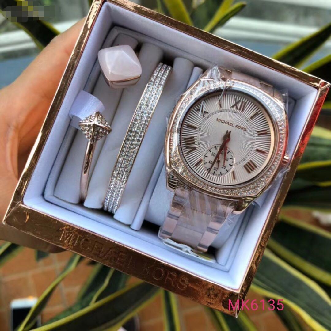 Authentic Micheal Kors Watch Bracelet Set Women s Fashion