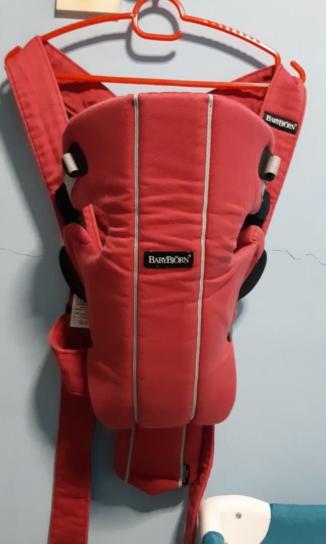 red baby bjorn