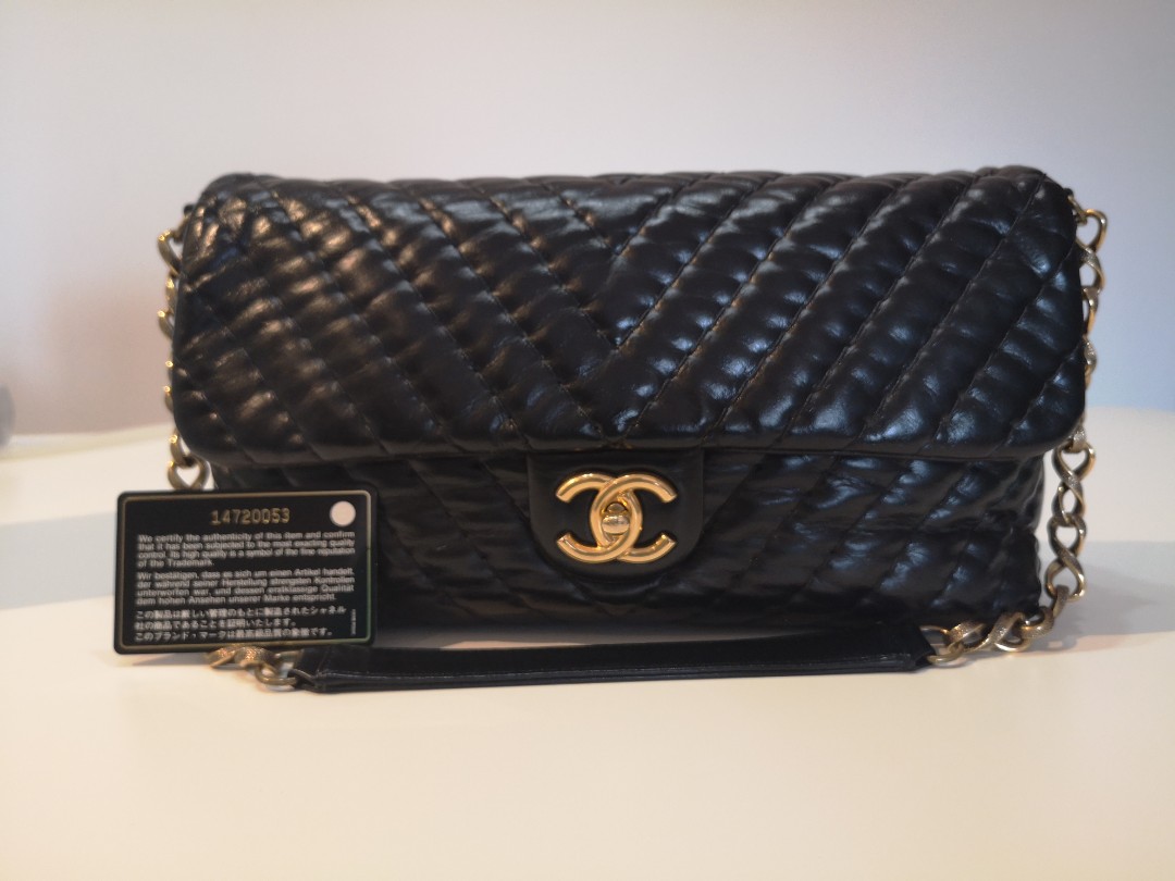 Chanel Black Chevron Leather Trendy CC Flap Bag Chanel  TLC