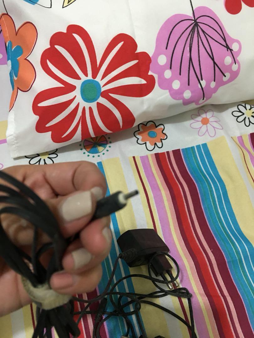 Charger (Category: Chargers) located in San Fernando. Submitted by ladygolfer (Listing ID 206260564, Image 3). Description: 2 pieces Nokia charger Original Barely used Each 100.