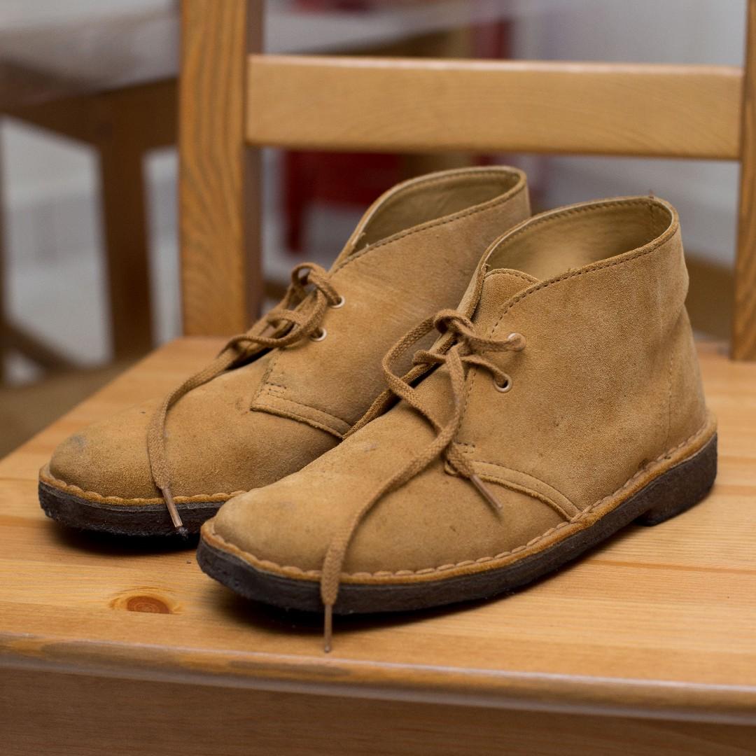 CLARKS ORIGINAL BOOTS