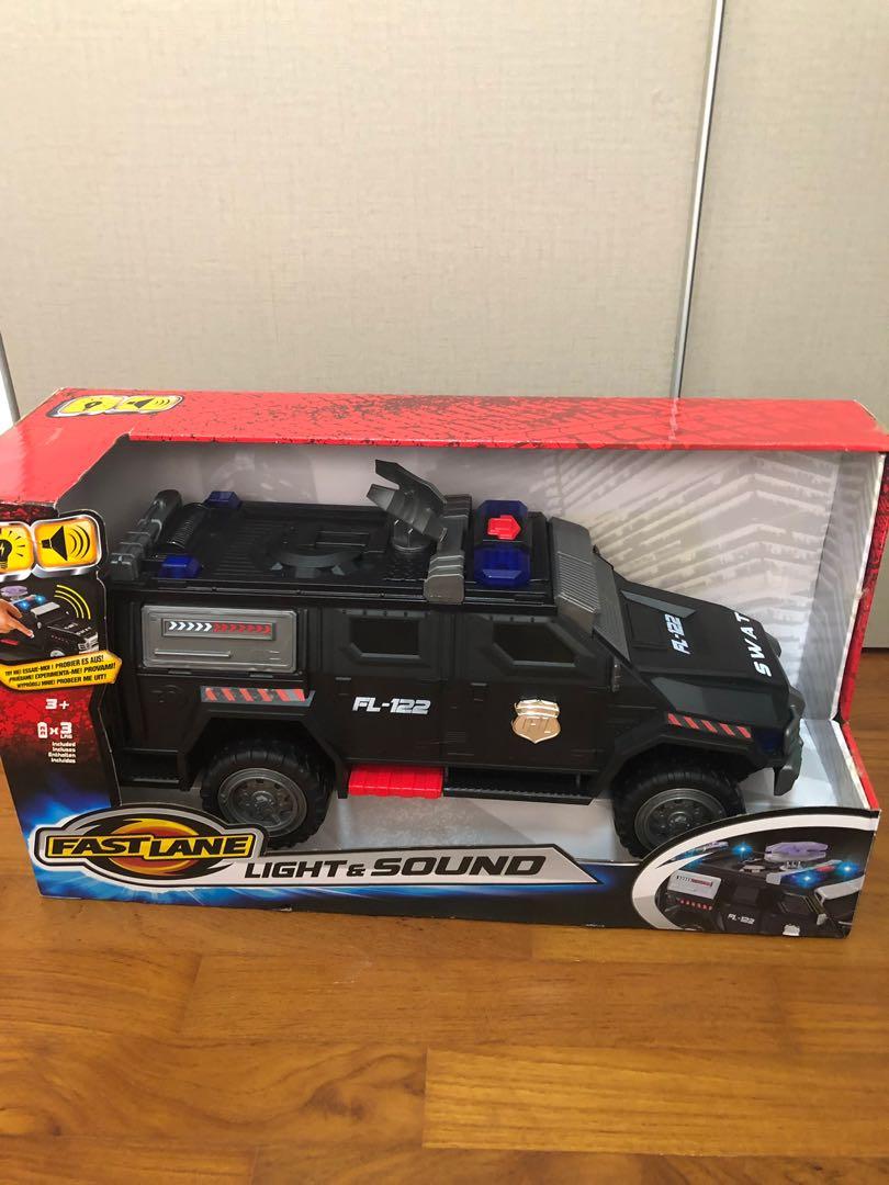 fastlane police car