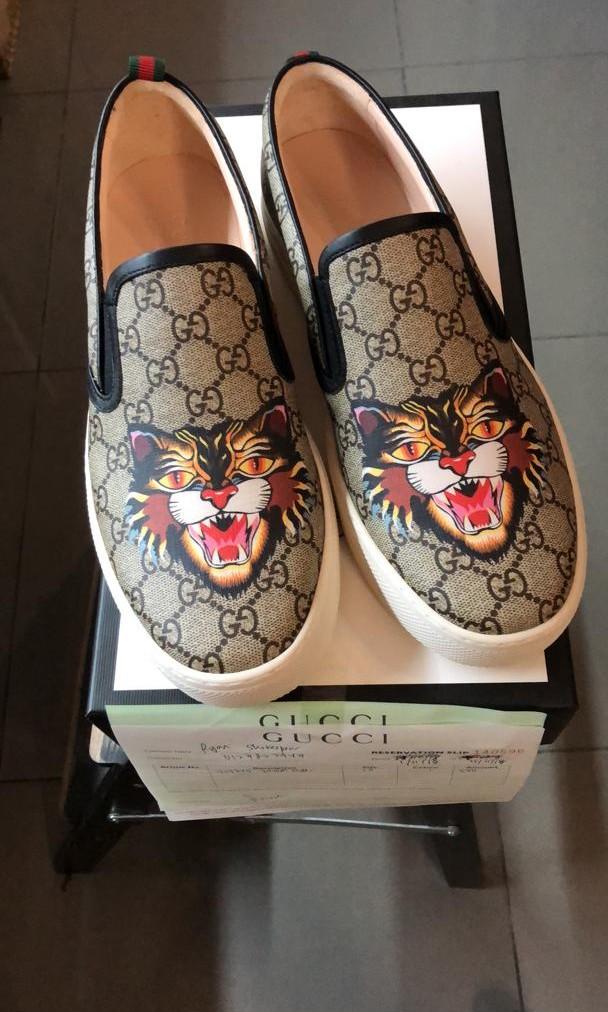 Solrig skylle oprejst Gucci Angry cat slip on, Men's Fashion, Footwear, Sneakers on Carousell