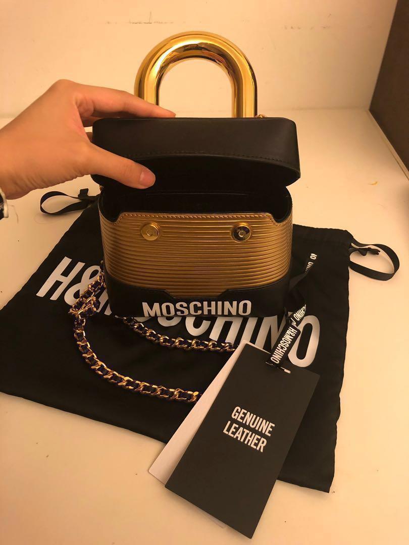H&m moschino top lock bag