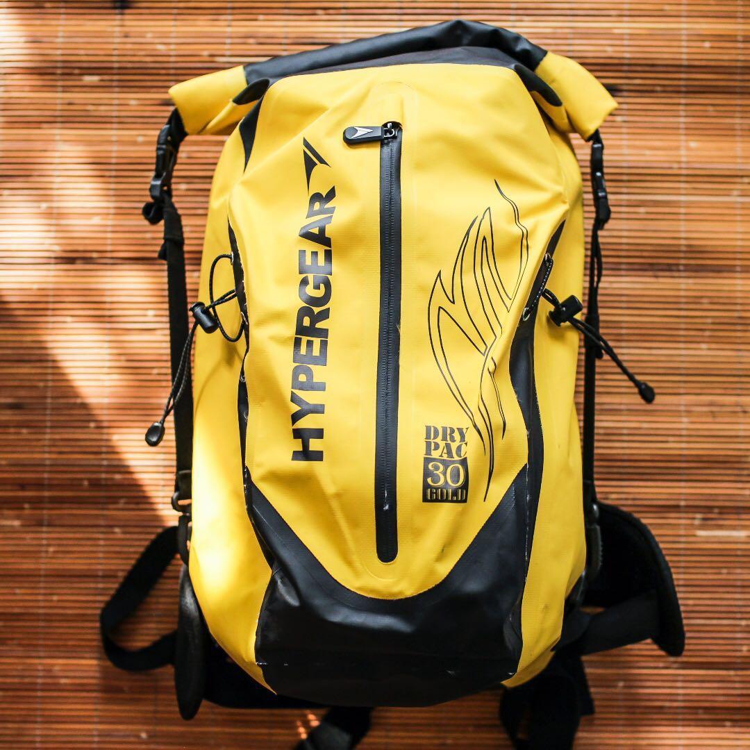 hypergear 30l backpack