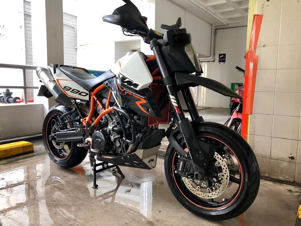 Ktm 990 Smr For Sale Trade With Vespa Gts 300 Motorcycles Motorcycles For Sale Class 2 On Carousell