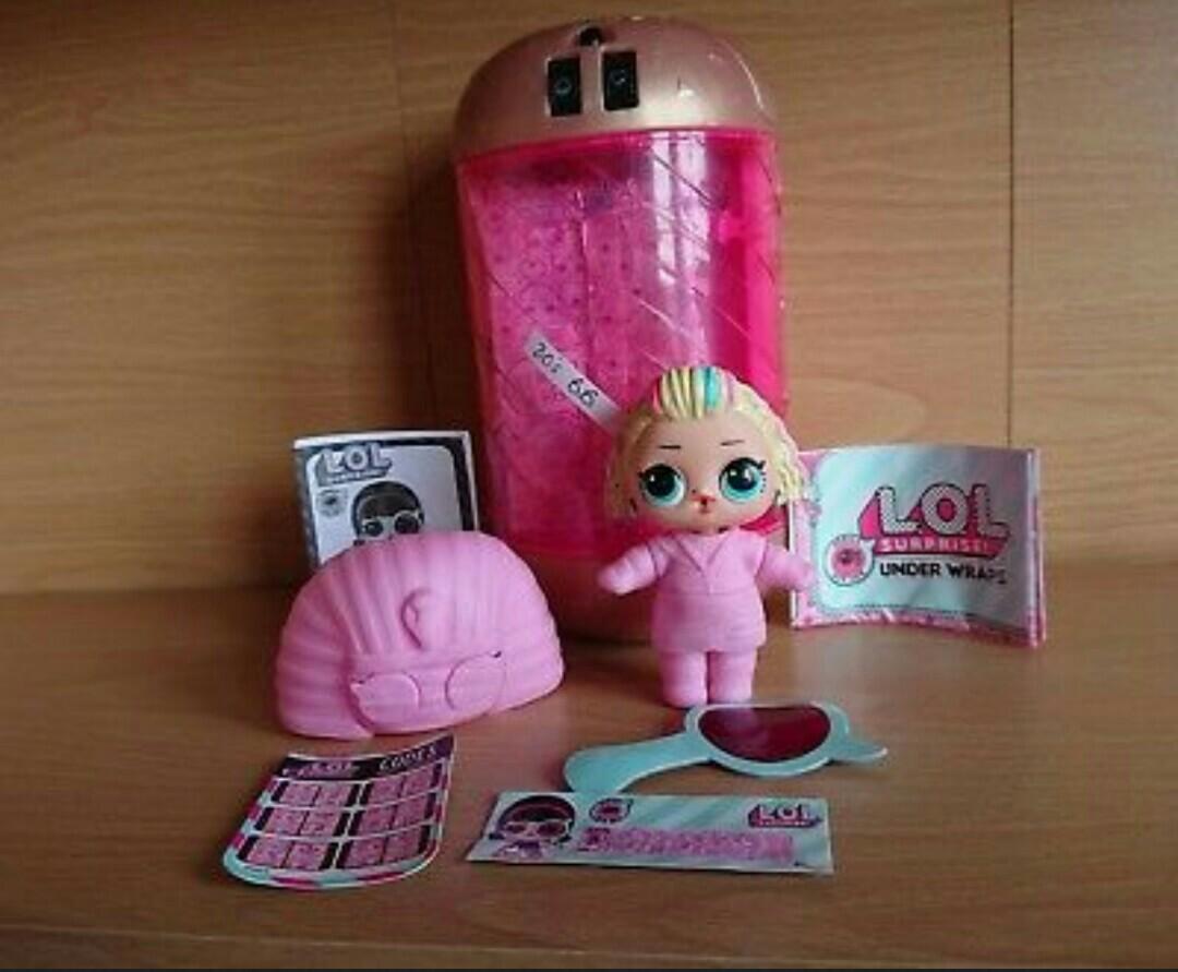 Lol Surprise Doll Series 4 Under Wraps - 80S B.B., Hobbies & Toys, Toys &  Games On Carousell