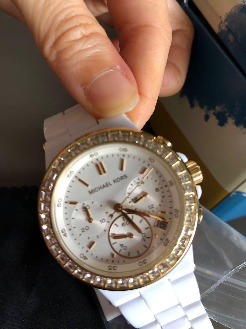 White and deals gold mk watch