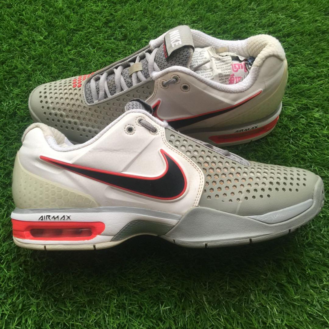 nike ballistec 3.3
