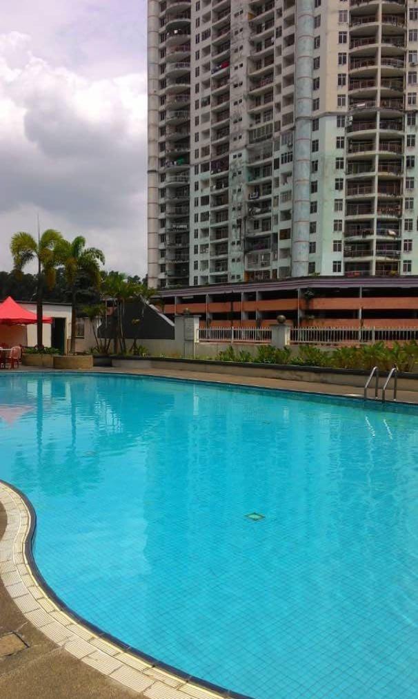 Palazzo Azura Venice Hill Tower 10, Property, For Sale on Carousell