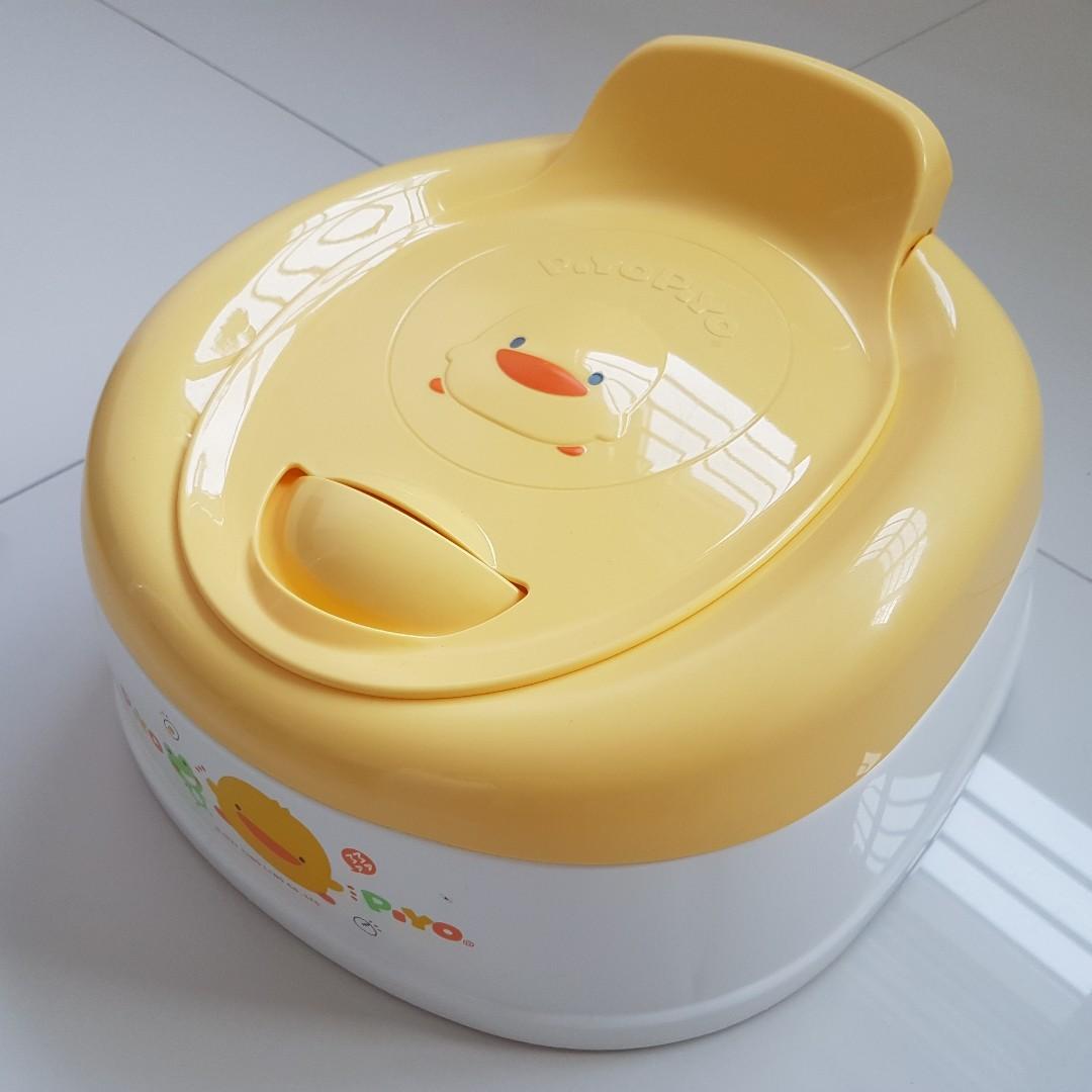 Piyo Piyo Multi-functional Delux Trainer Potty Box, Babies & Kids ...