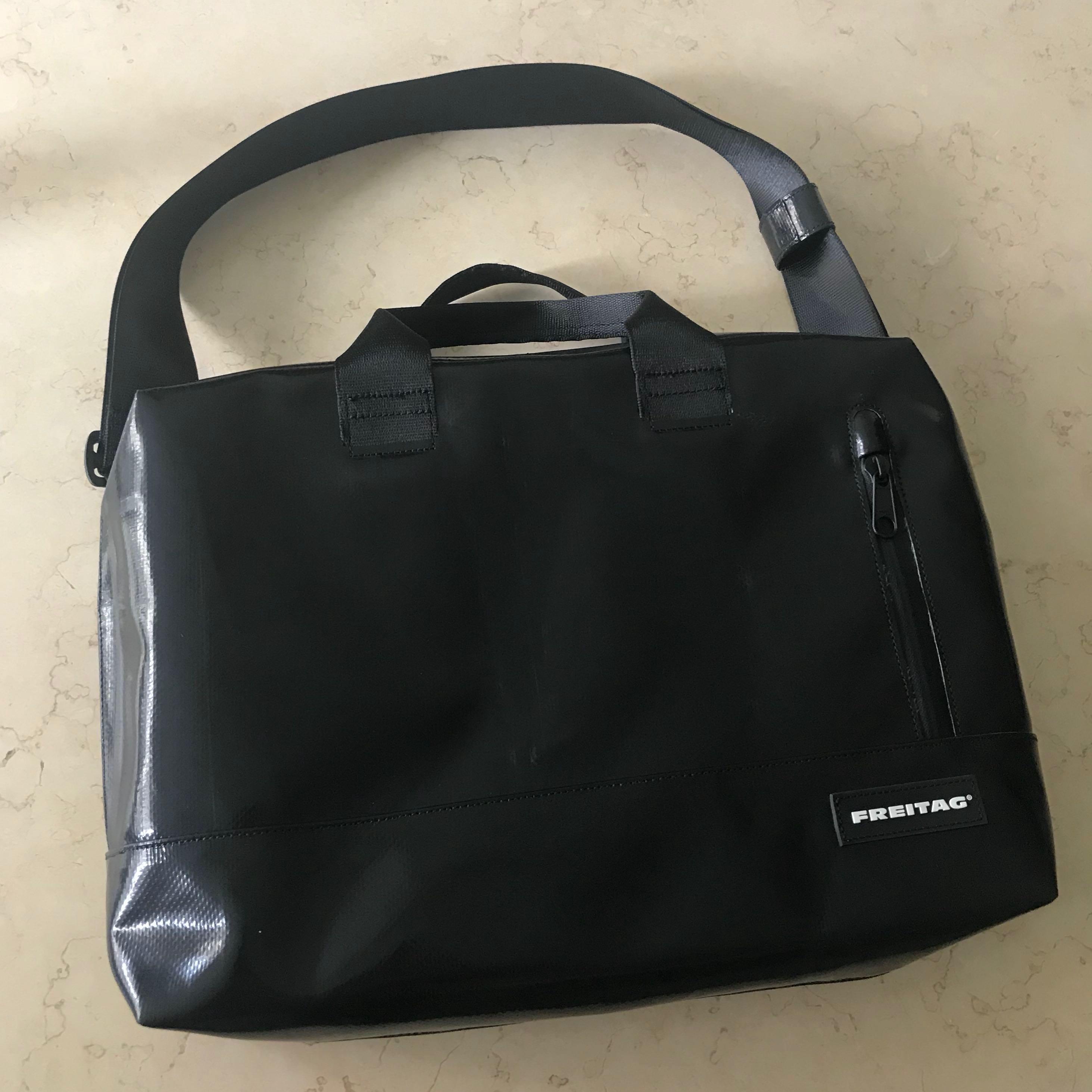 FREITAG F302 ROY 黒/オールブラック RARE] Freitag Roy All Black, Luxury, Bags & Wallets on Carousell