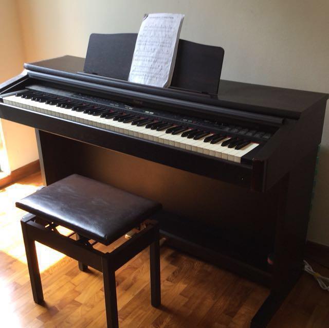 Roland Digital Intelligent Piano, Hobbies & Toys, Music & Media
