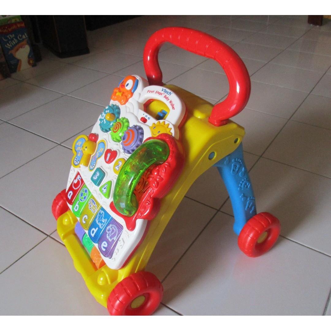 Baby walker second hand discount