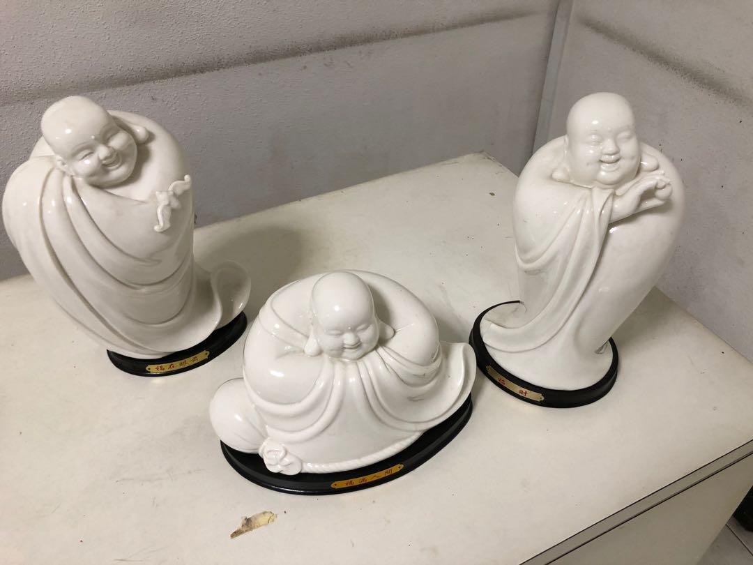 Set of Ceramic Statues, Women's Fashion, Jewelry & Organisers, Precious