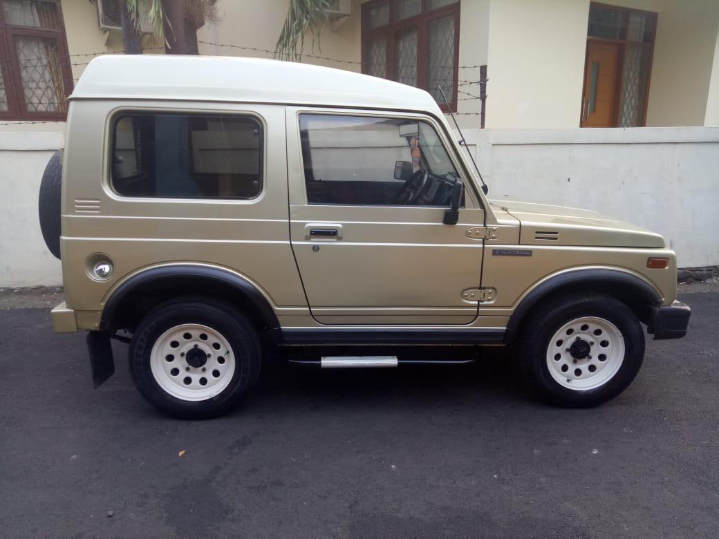 Suzuki Jimny Katana Tahun 00 Mobil Motor Mobil Untuk Dijual Di Carousell