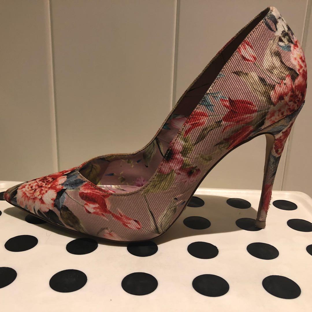 floral print pumps heels