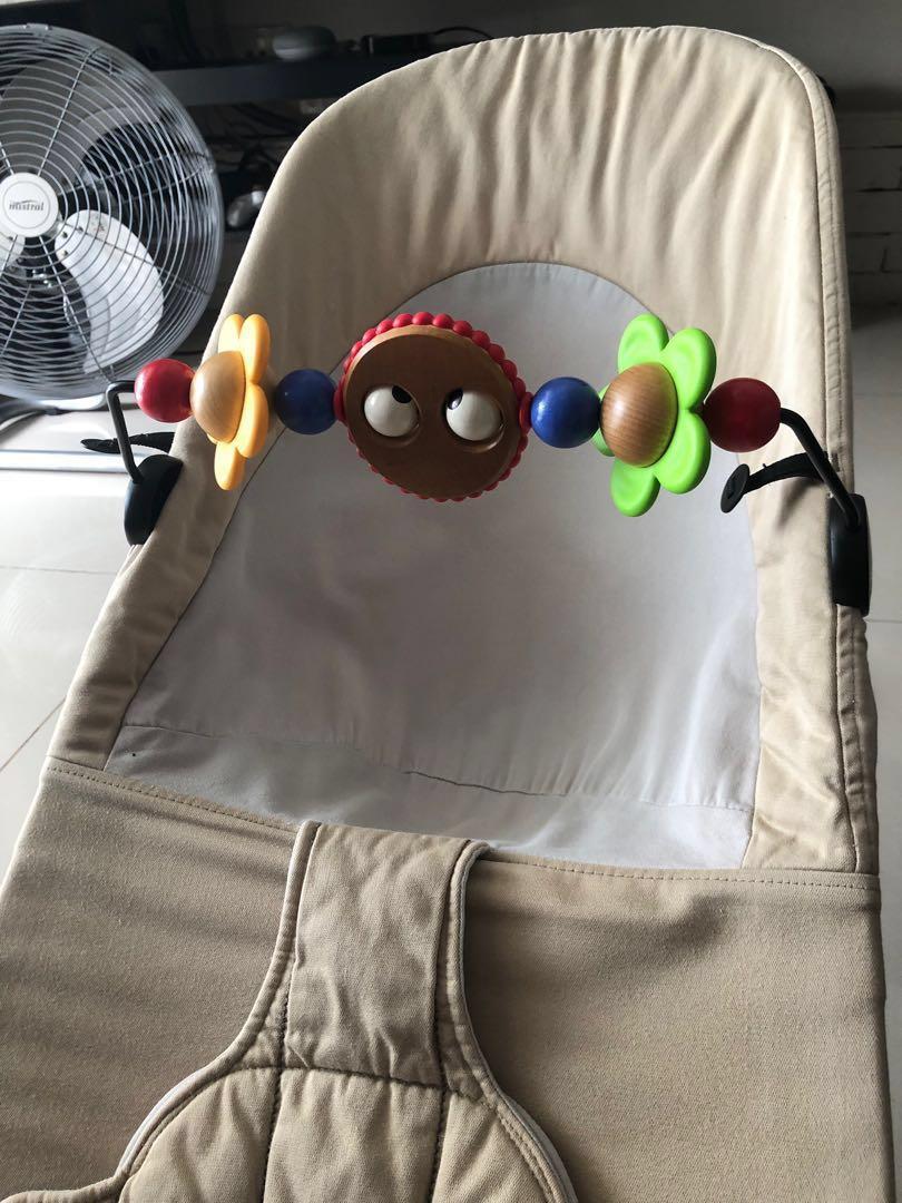 babybjorn toy bar googly eyes
