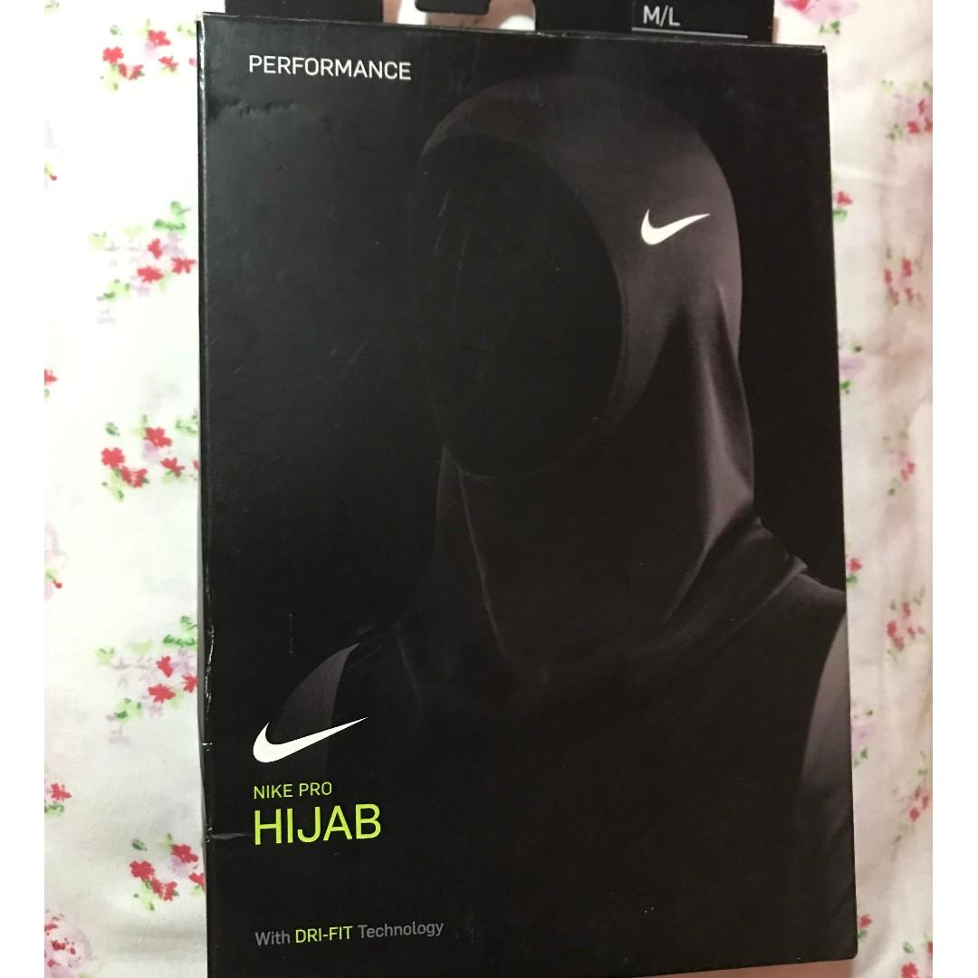 BNIB Nike Performance Pro Hijab, Women's Fashion, Muslimah Fashion ...