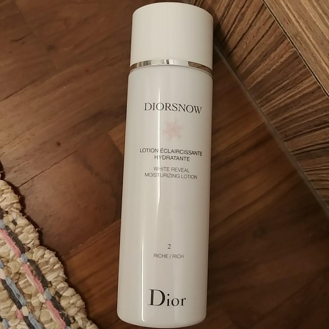 Diorsnow white reveal moisturizing on sale lotion