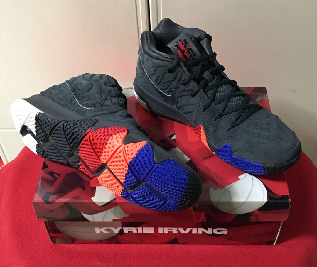 Kyrie 4 monkey of the year top