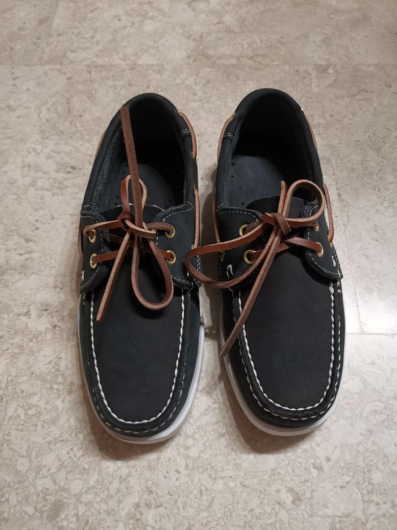 navy blue boat shoes womens