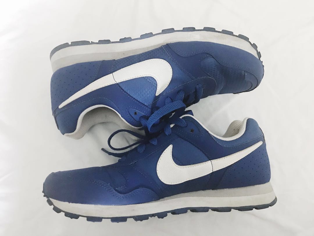 internationalist nike rose