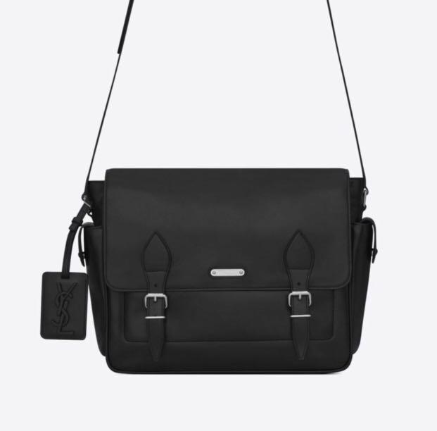 Louis Quatorze Sling Messenger Bag, Men's Fashion, Bags, Sling Bags on  Carousell